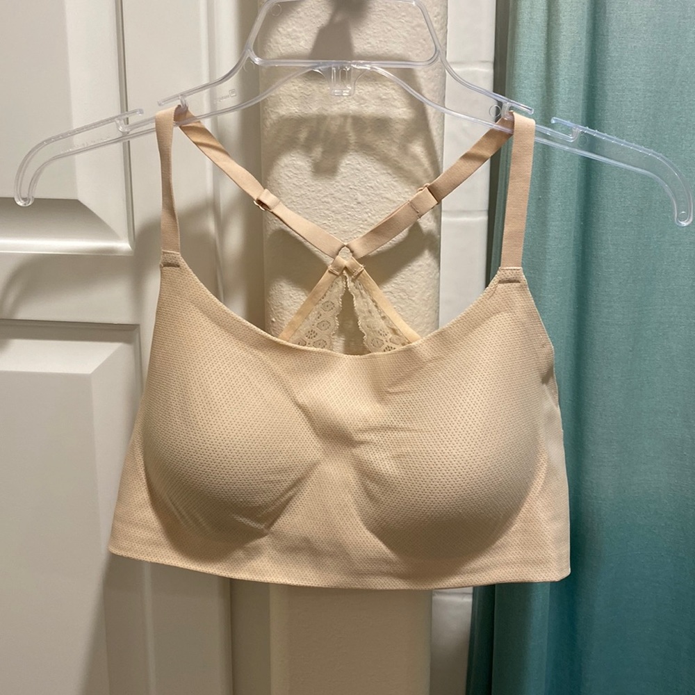 Hanes Bra